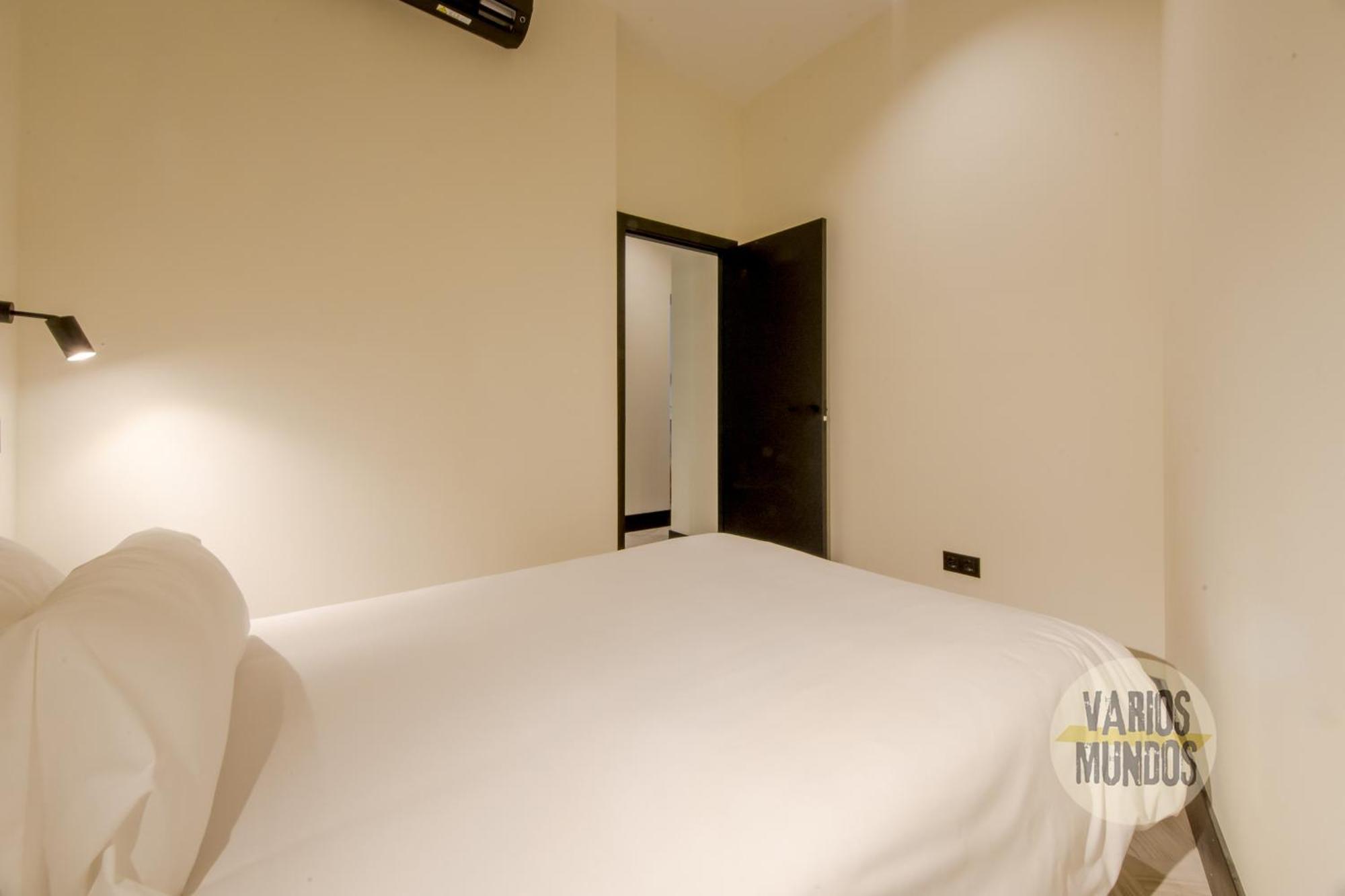 Iconic Apt En Plena Plaza Del Carmen Para 4Pax E3 Madrid Exteriör bild